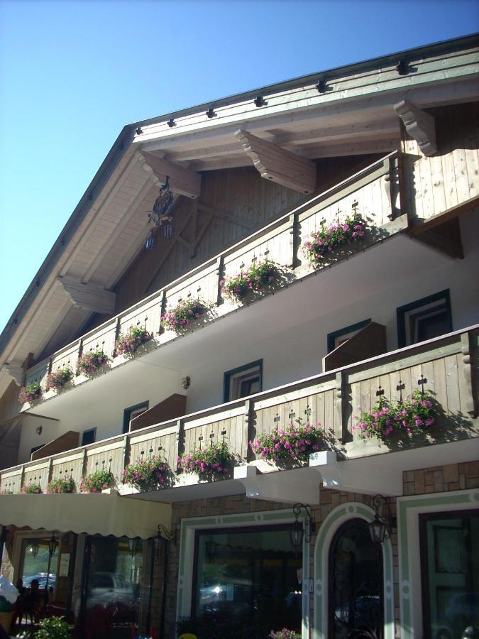 Hotel Dolomiti Di De Martin D Oscar Comèlico Superiore Exterior foto